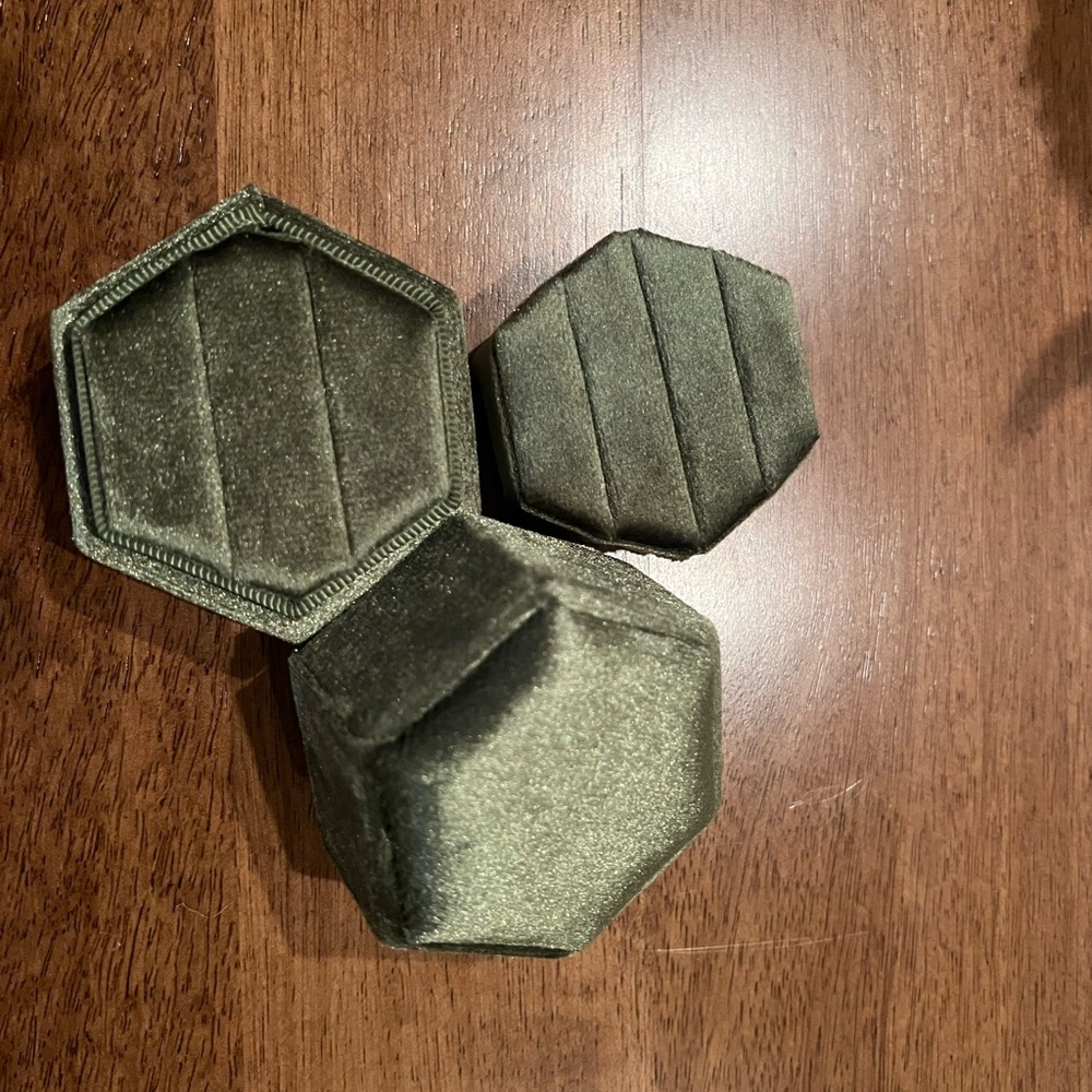 Luxurious Velvet Ring Box in Olive Green